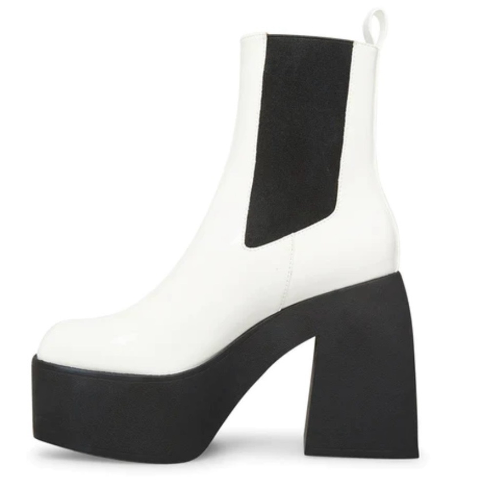 Steve Madden White Patent Teaser Boots 10 Platform Block Heel Chelsea Square Toe